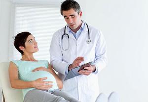 مراجعه به پزشک و بررسی سلامت جنین - دکتر سوشا