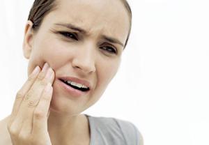 در خطر بودن سلامت دندان با درد دندان مداوم