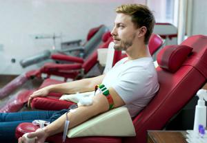 اهدای خون جان عده زیادی را نجات می‌دهد