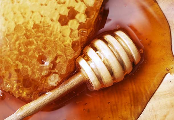 تفاوت عسل طبیعی با عسل غیرطبیعی در درمان عفونت های زنانه