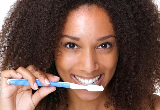 برای درمان دندان درد شدید دهانتان را کاملاً تمیز کنید.