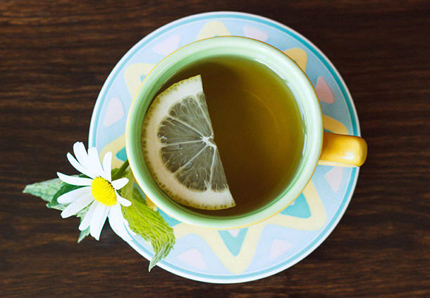 چای سبز برای درمان جوش های هورمونی