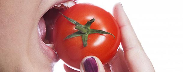 خوردن گوجه فرنگی در زمان شیمی درمانی