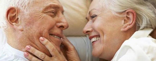 رابطه جنسی سالمندان : عشق بازی در رابطه جنسی