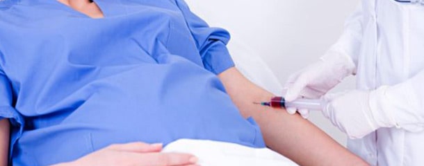 کم خونی در بارداری : مراجعه به پزشک زنان