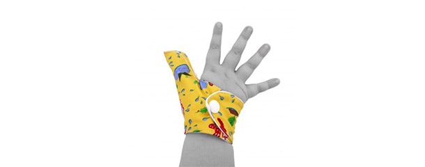 مکیدن شست : استفاده از دستکش‌ها