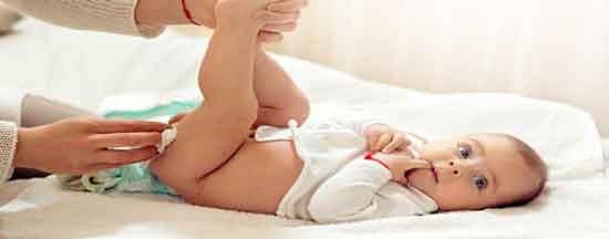 سوختگی-پای-نوزاد-(علت،-علائم-و-درمان-سوختگی-لای-پای-نوزاد)